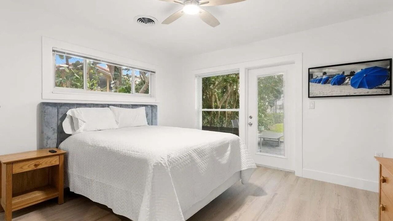 Photo of Bedroom in Snell Isle