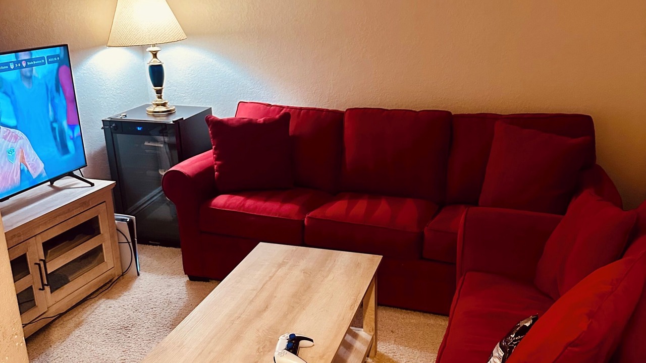 Photo of Livingroom in Ave Maria