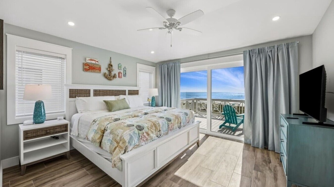 Photo of Bedroom in American Beach