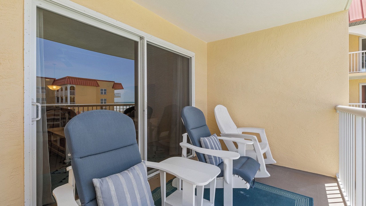 Photo of Patio Balcony in Point East