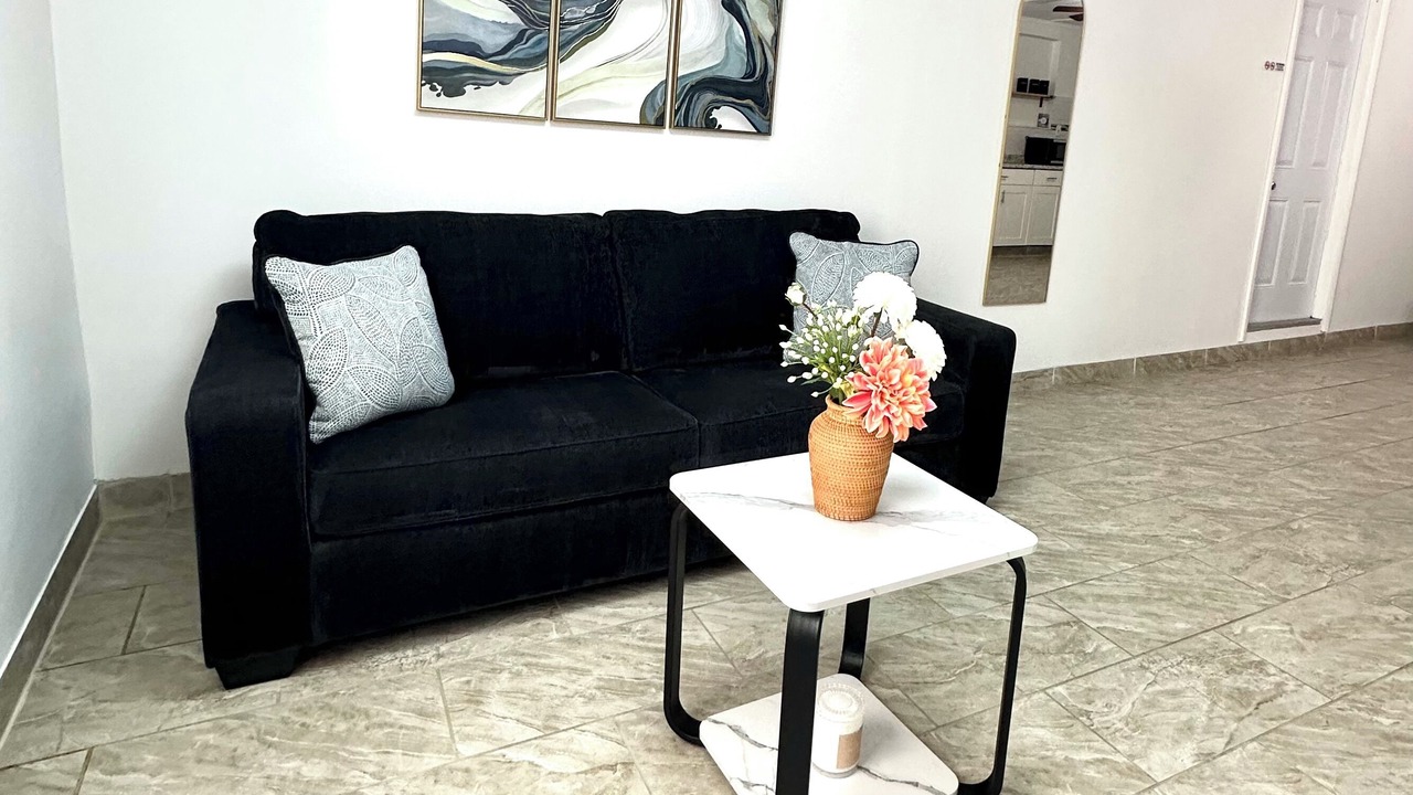 Photo of Livingroom in Temple Crest