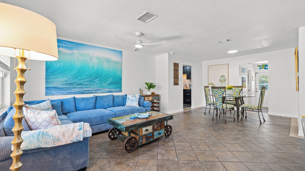 Photo of Livingroom in Anona