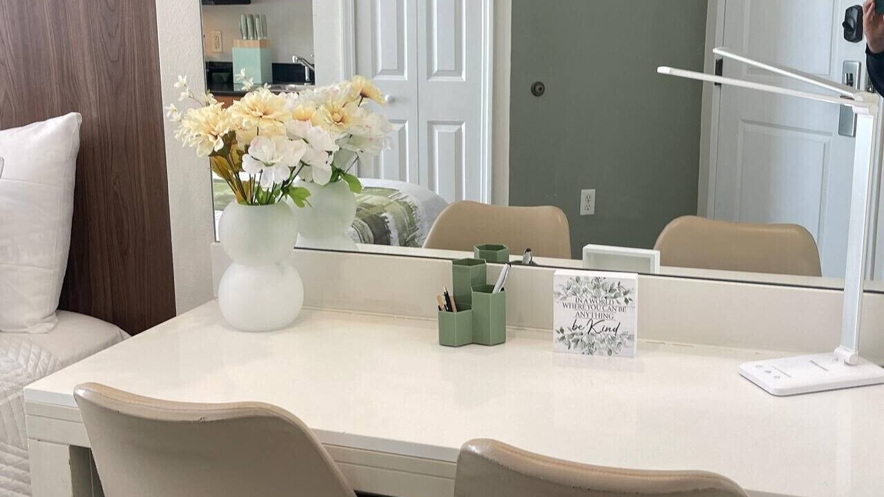 Photo of Bedroom in Florida Center
