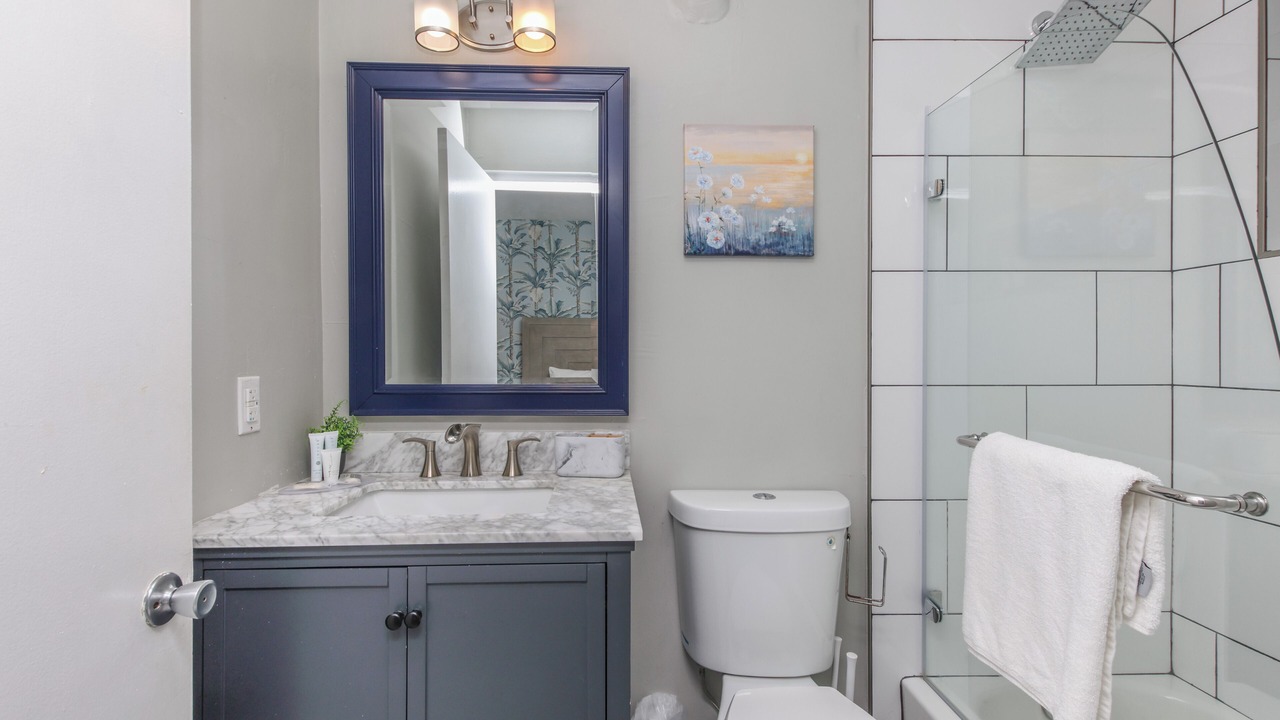 Photo of Bathroom in Harbordale