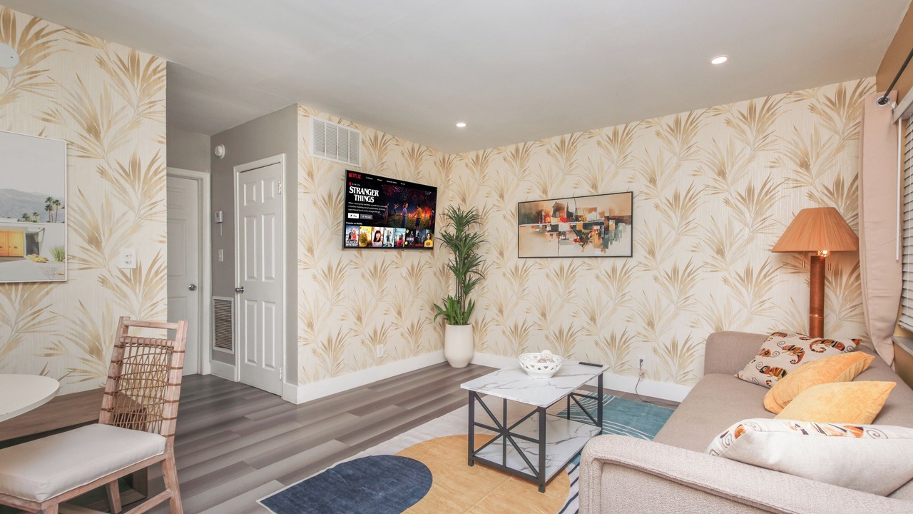 Photo of Livingroom in Harbordale