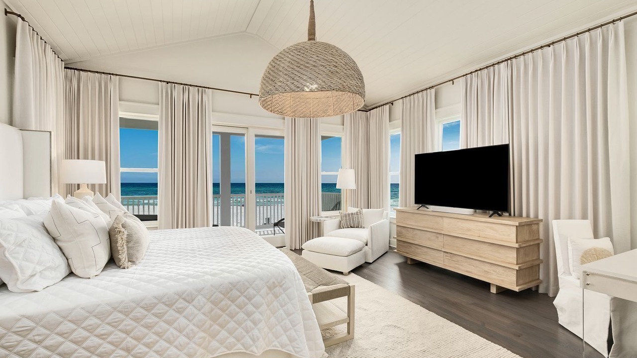 Photo of Bedroom in Seacrest