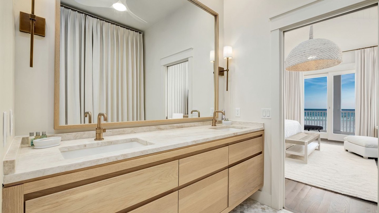 Photo of Bathroom in Seacrest