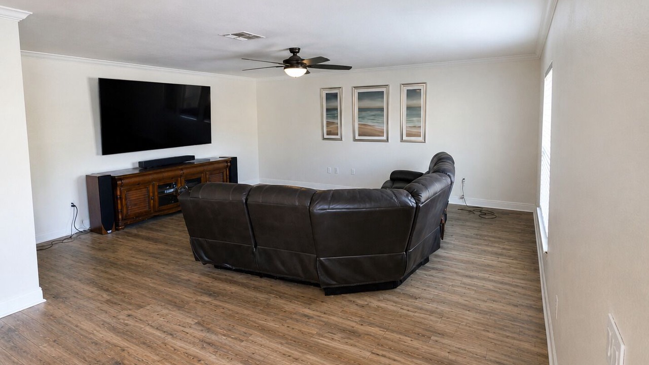 Photo of Livingroom in Ruskin