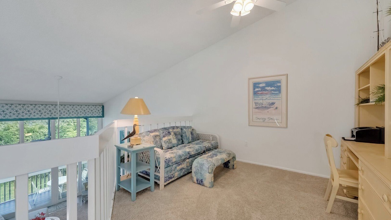 Photo of Livingroom in Whitney Beach