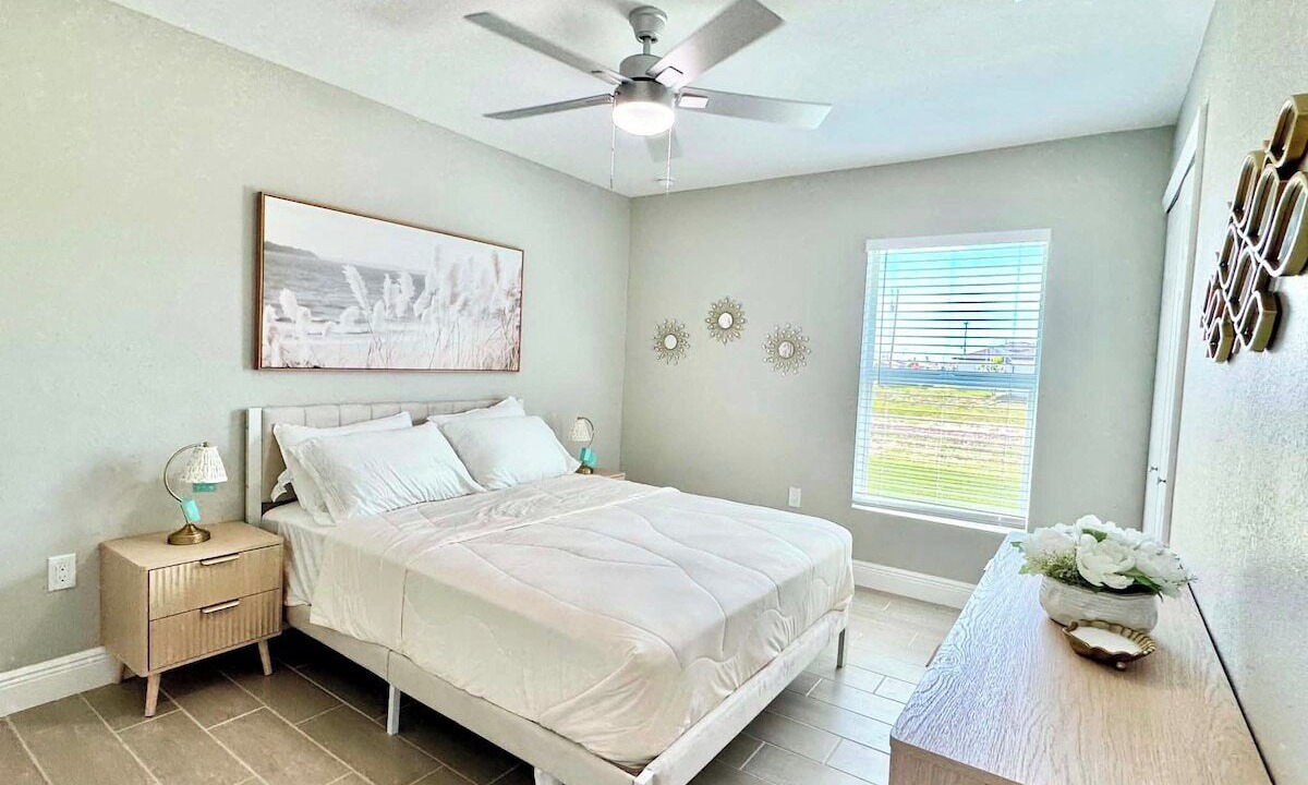 Photo of Bedroom in Diplomat