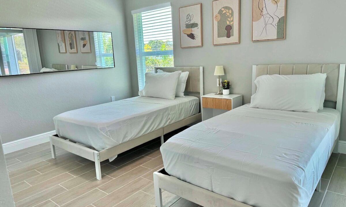 Photo of Bedroom in Diplomat