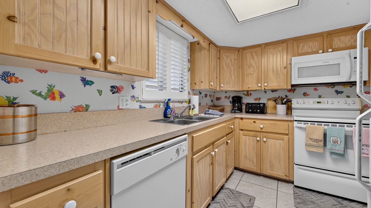 Photo of Kitchen in Ormond Oceanside Estates