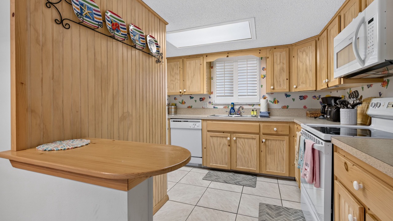 Photo of Kitchen in Ormond Oceanside Estates