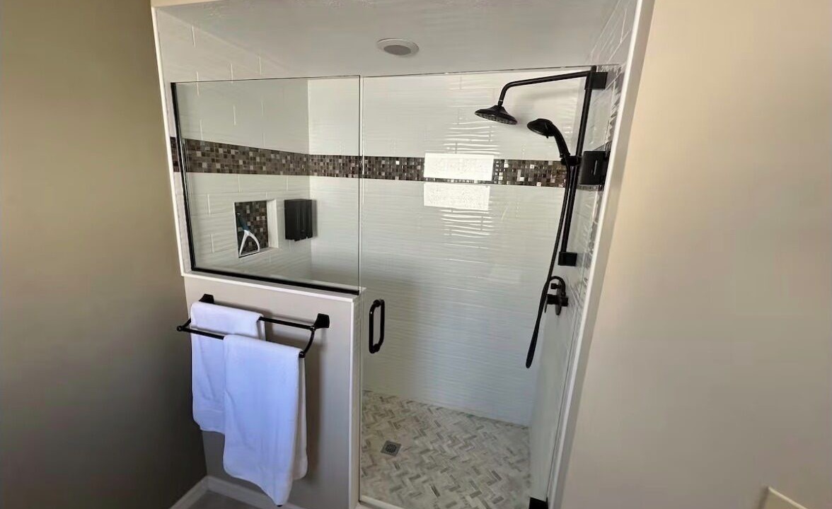 Photo of Bathroom in Tavares