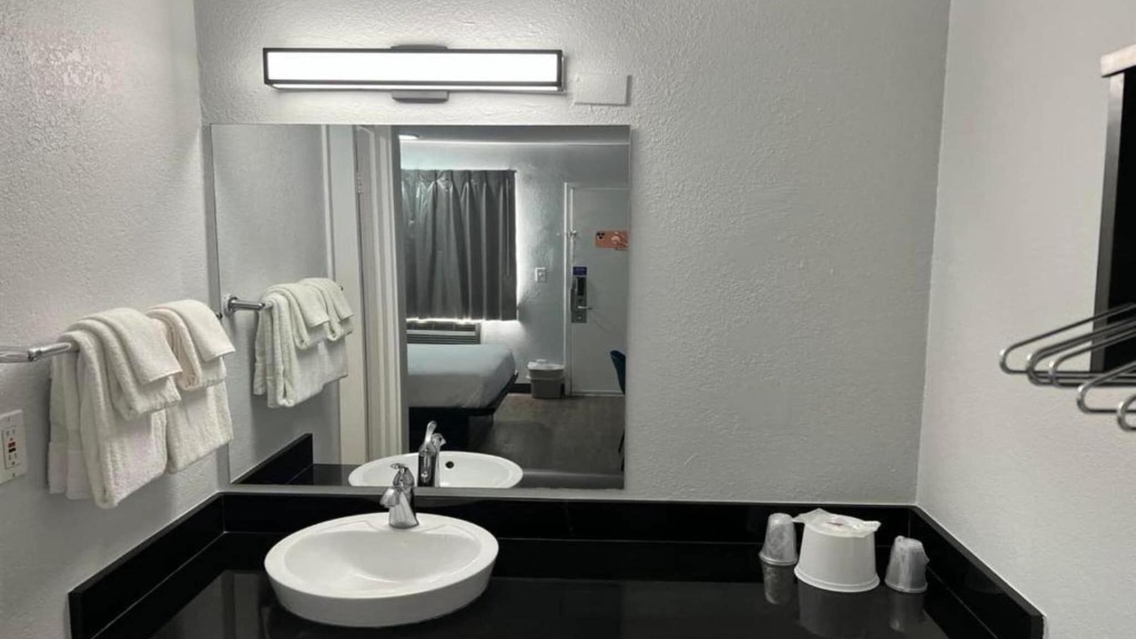 Photo of Bathroom in Lakeland