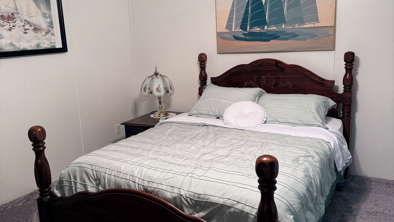 Photo of Bedroom in Harold