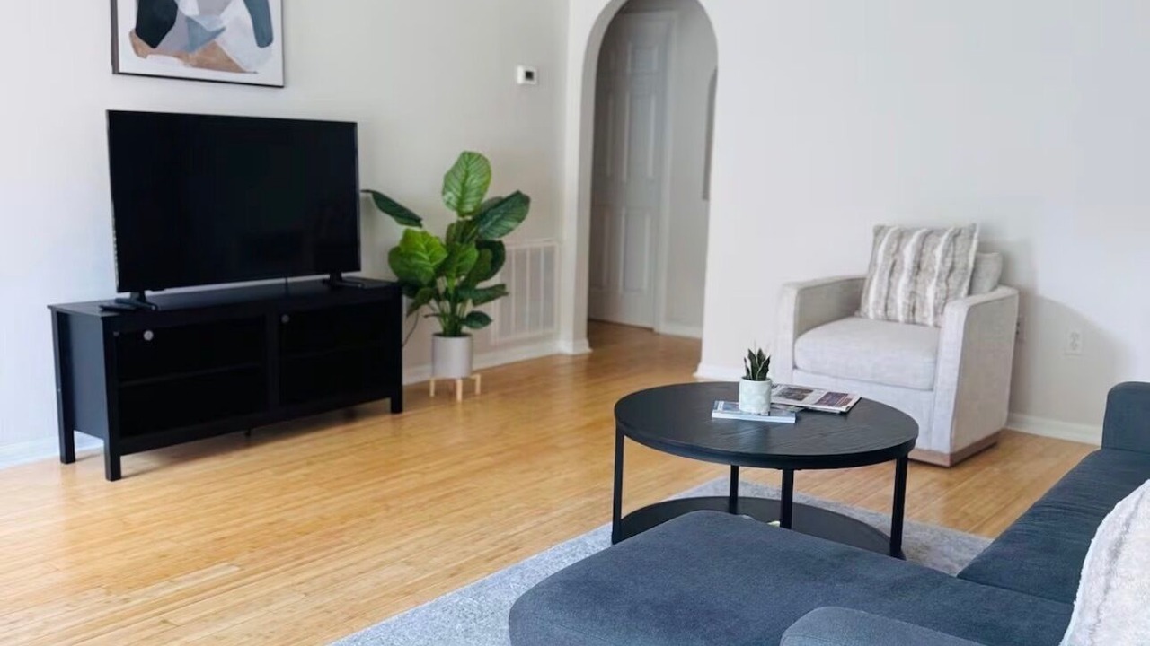 Photo of Livingroom in Wesley Chapel South