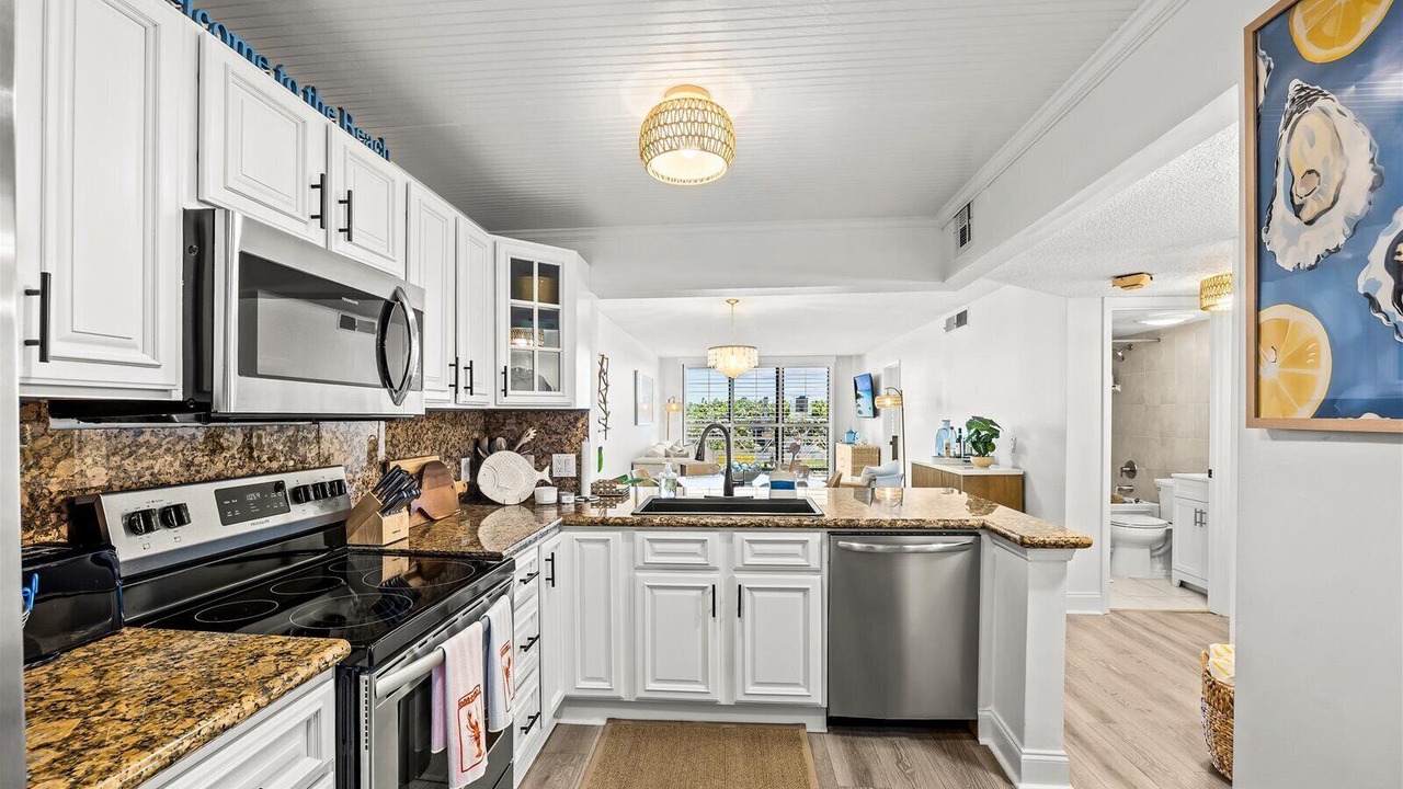 Photo of Kitchen in Hutchinson Island South
