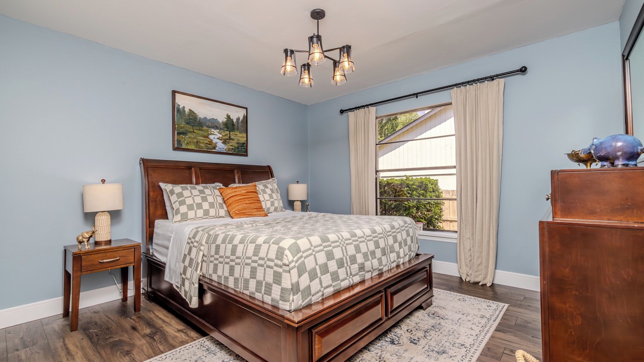 Photo of Bedroom in Longwood