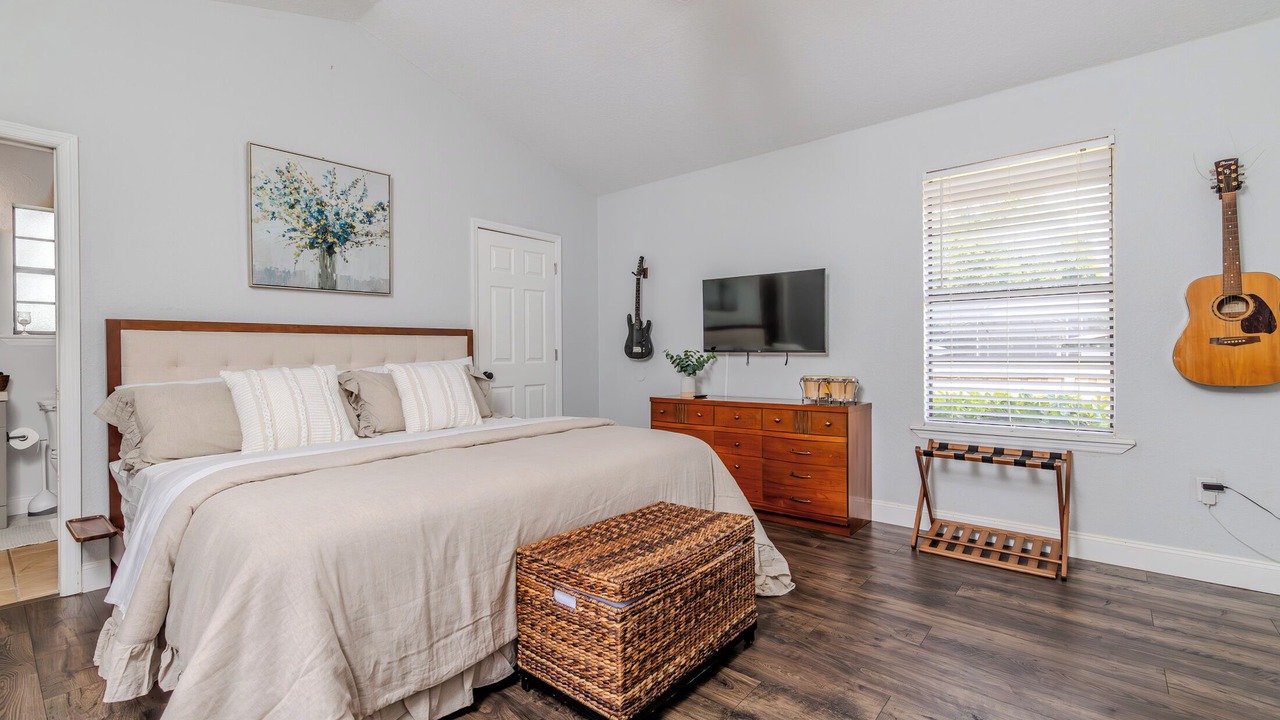 Photo of Bedroom in Longwood