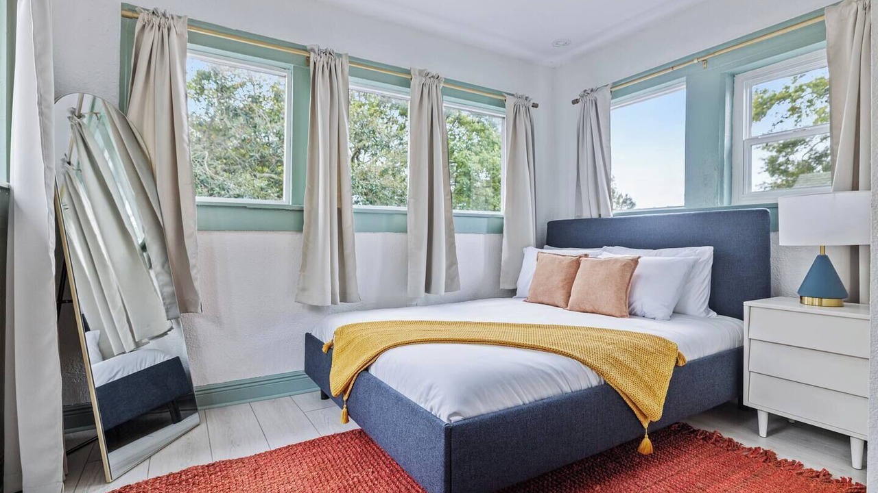 Photo of Bedroom in Tampa Heights