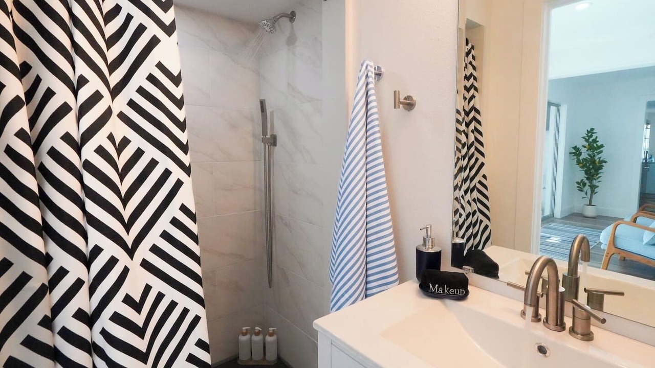 Photo of Bathroom in Bay Crest Park