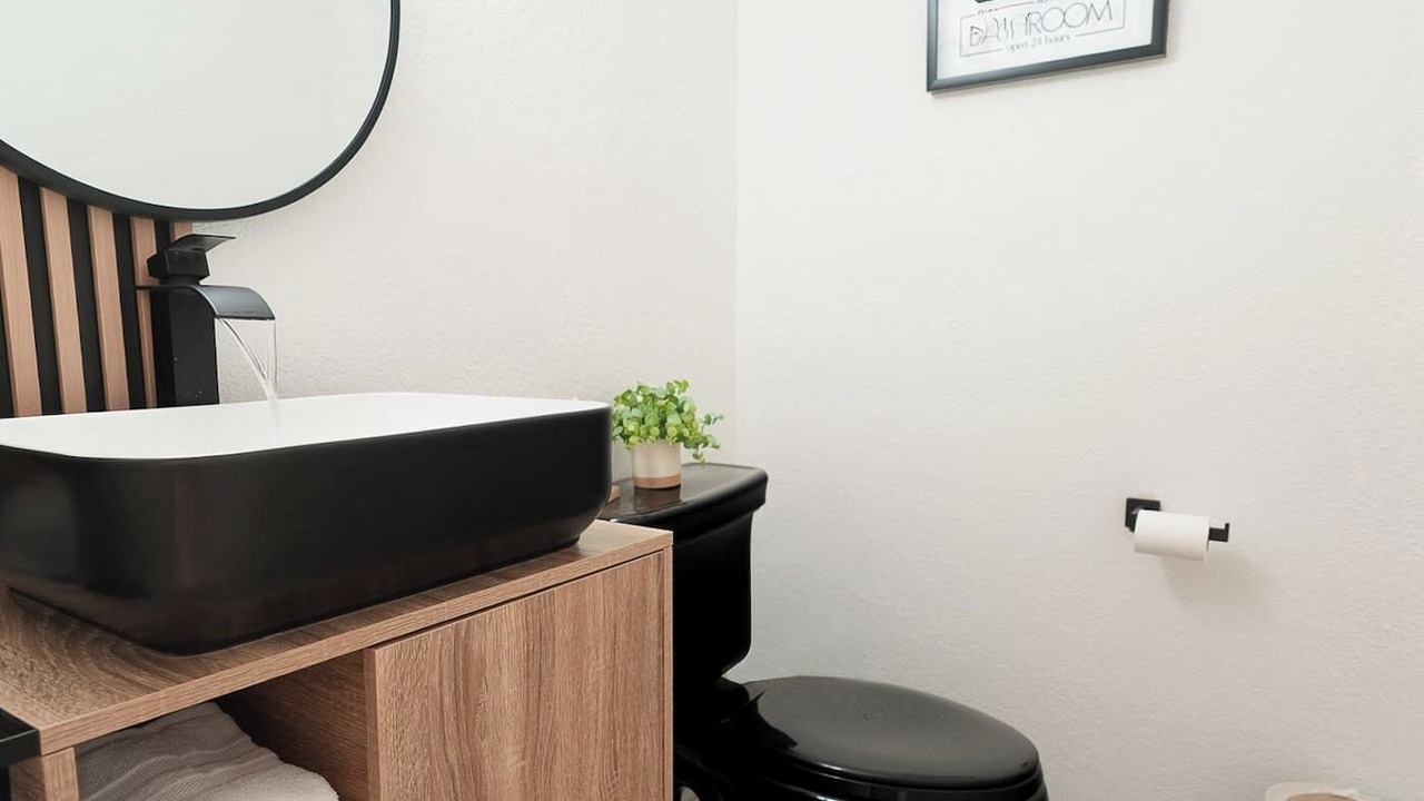 Photo of Bathroom in Timberlane Woodlake