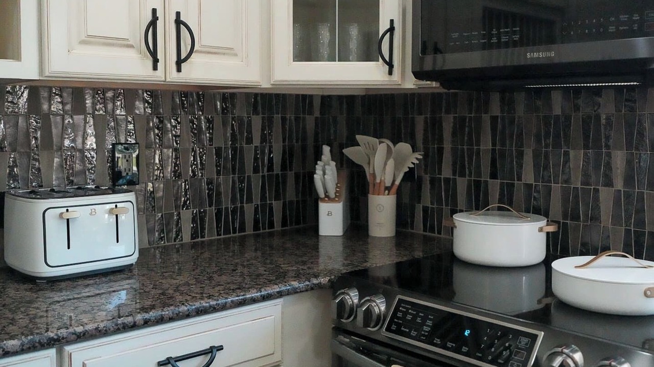 Photo of Kitchen in Timberlane Woodlake