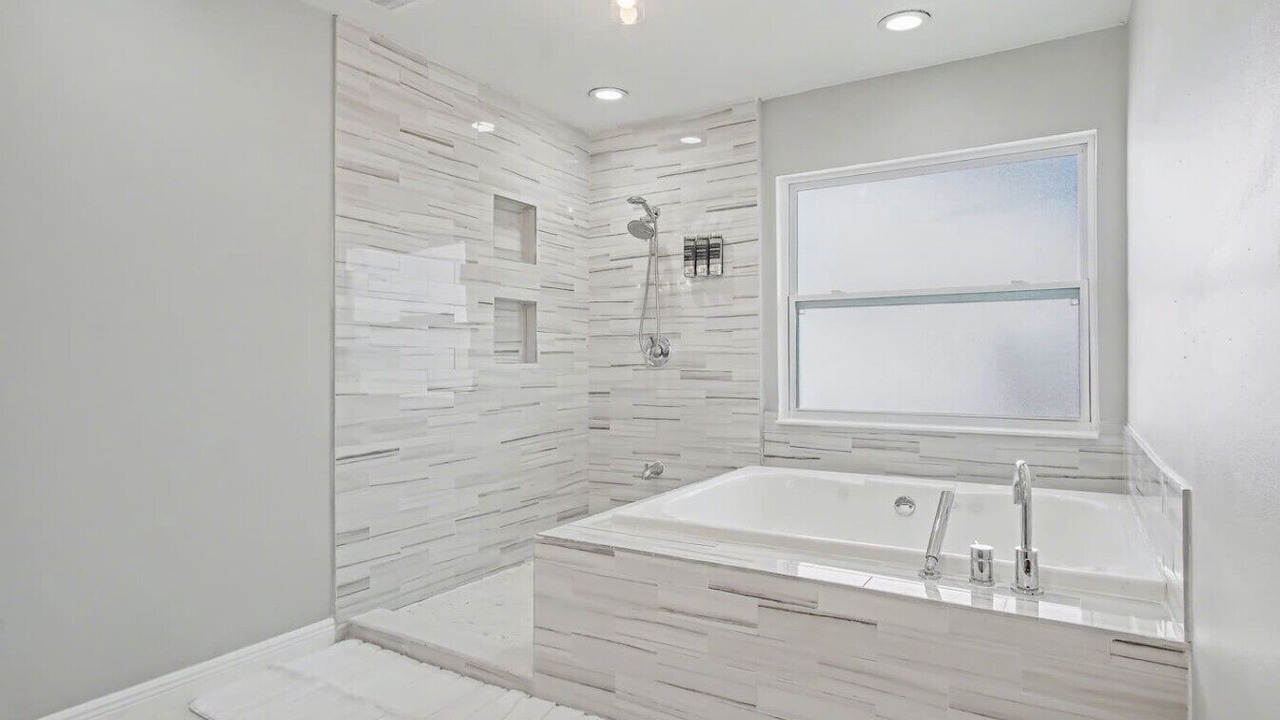 Photo of Bathroom in Indian Ridge
