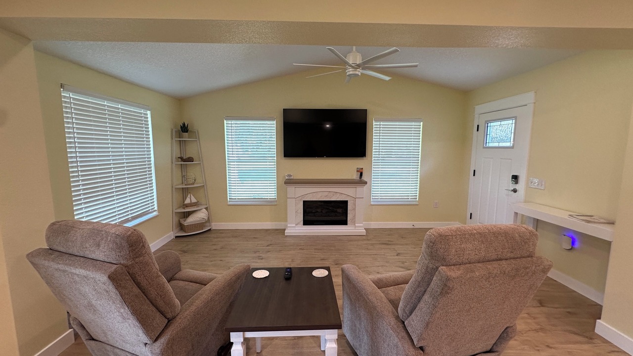 Photo of Livingroom in Okahumpka