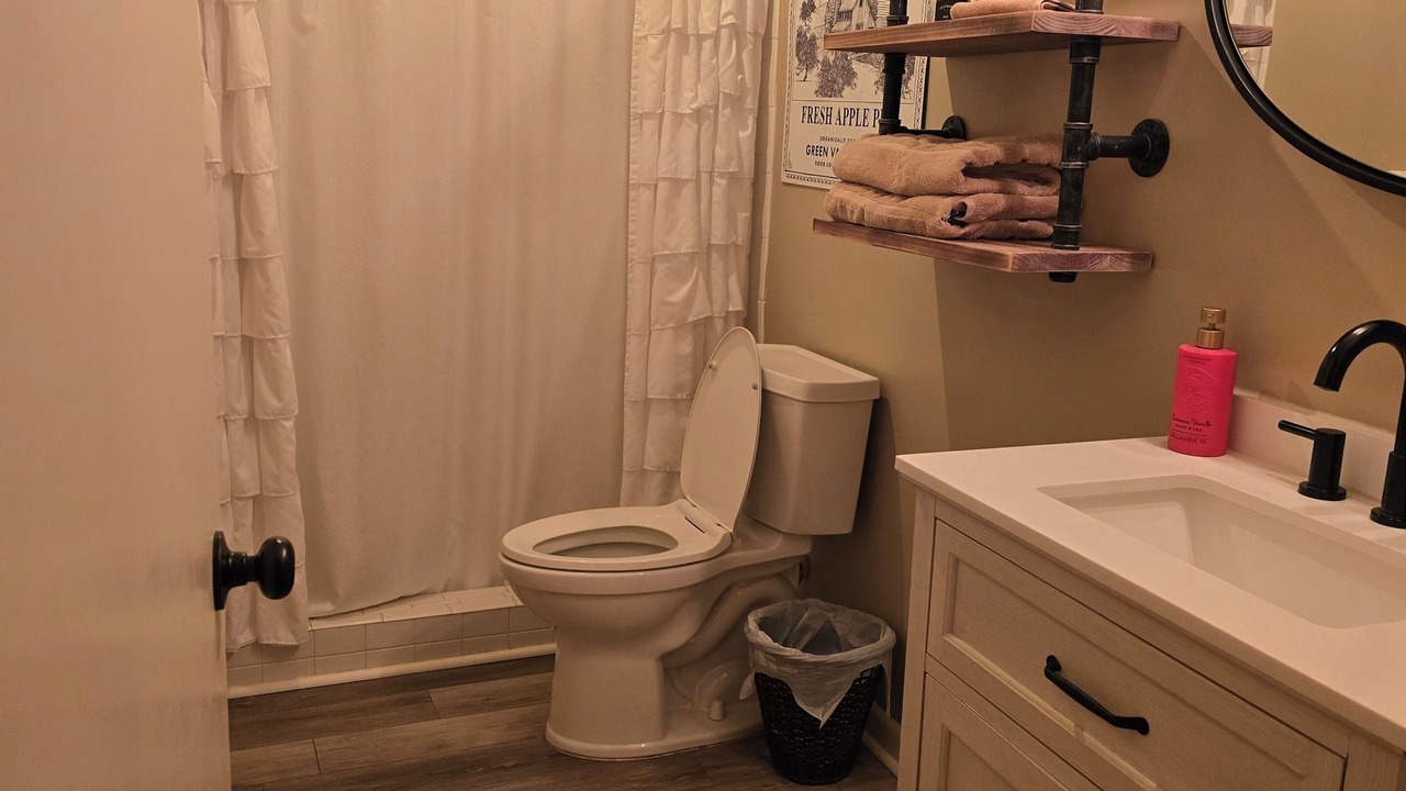 Photo of Bathroom in Alachua