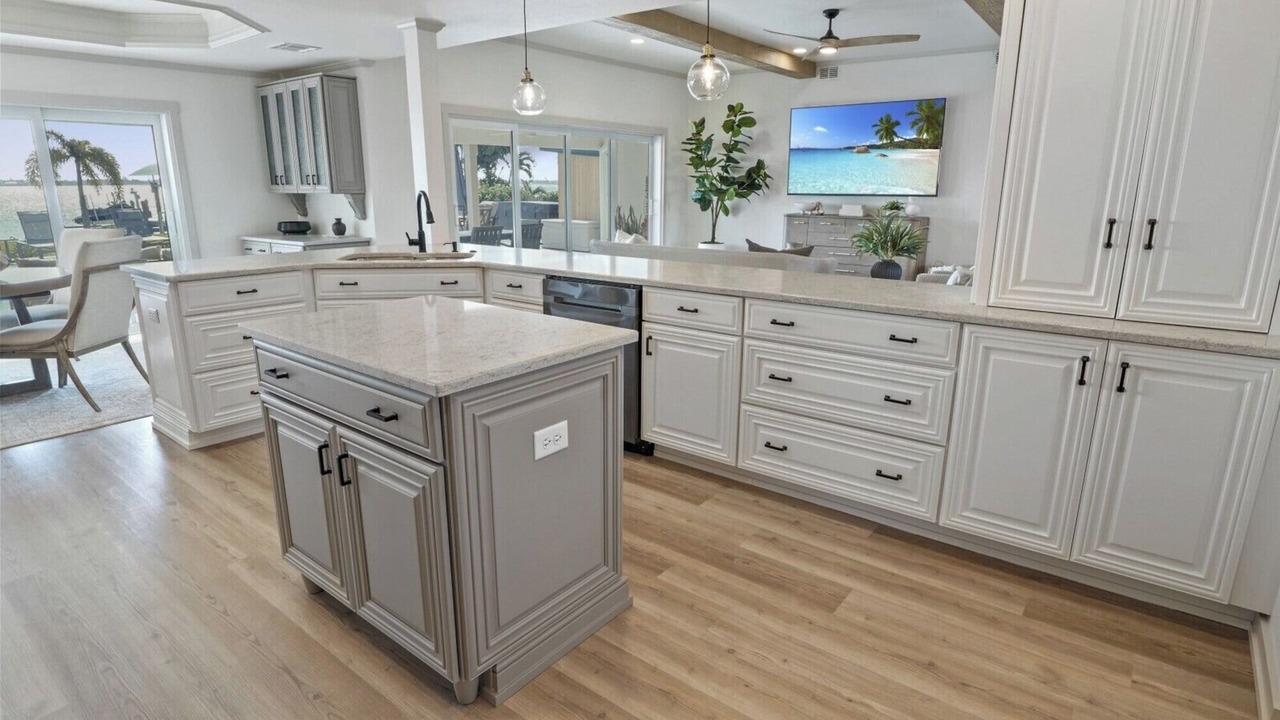 Photo of Kitchen in Caloosahatchee