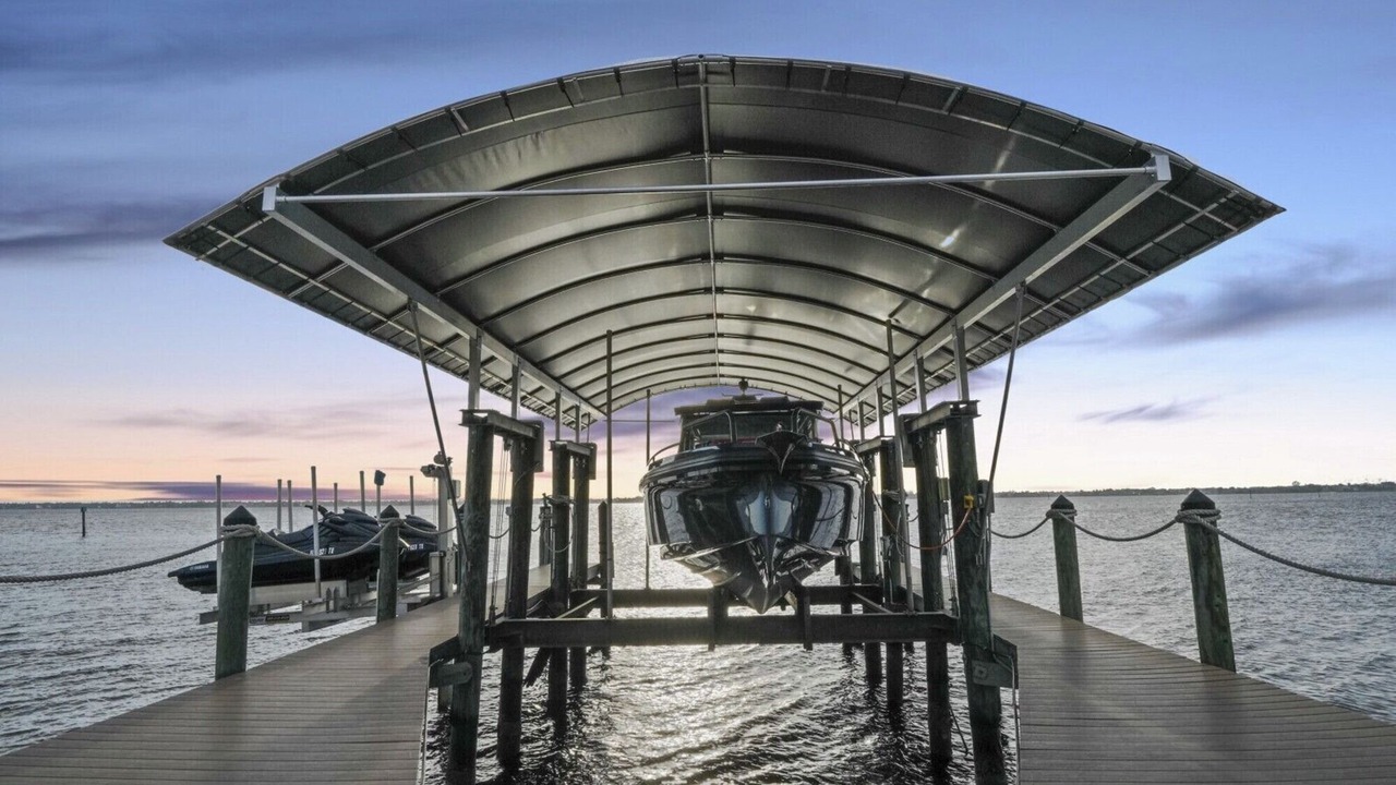 Photo of Others in Caloosahatchee