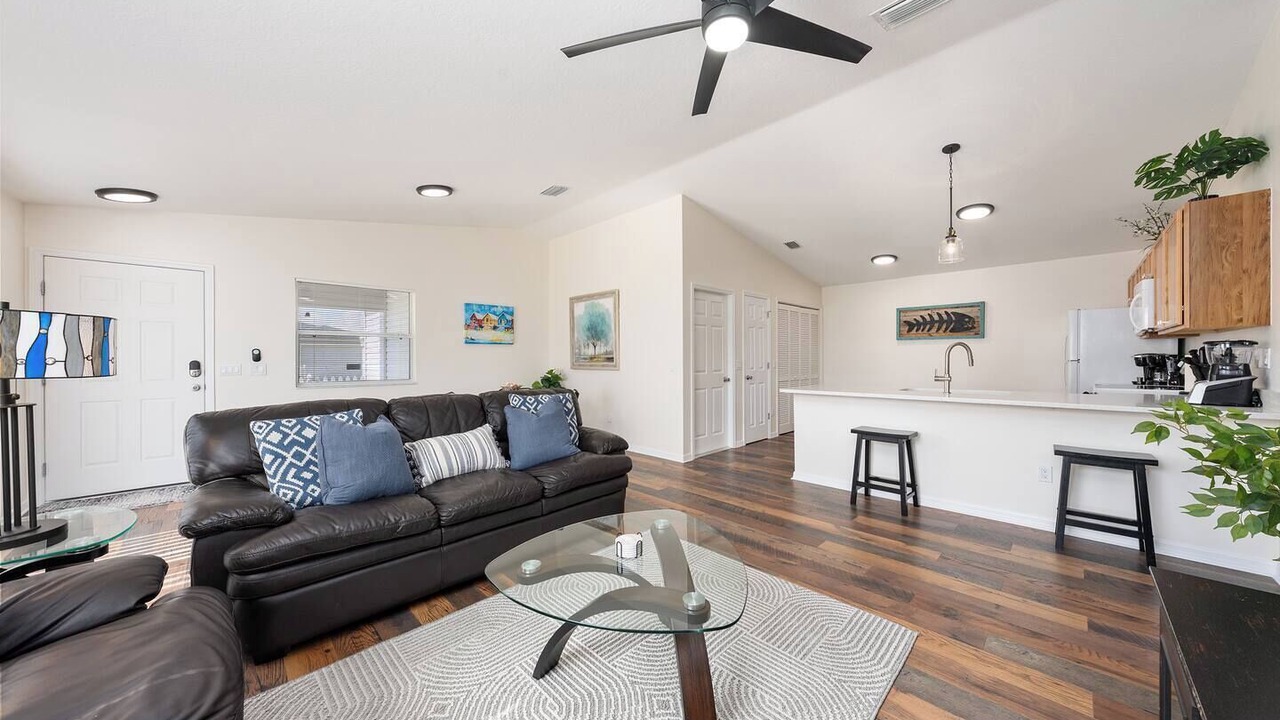 Photo of Bedroom in Duval