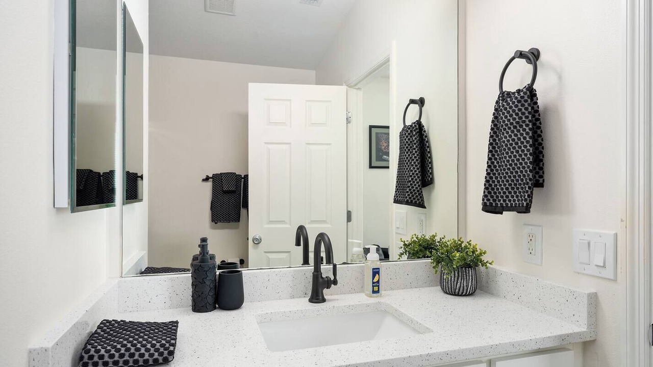 Photo of Bathroom in Duval