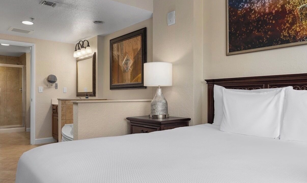 Photo of Bedroom in Bay Lake