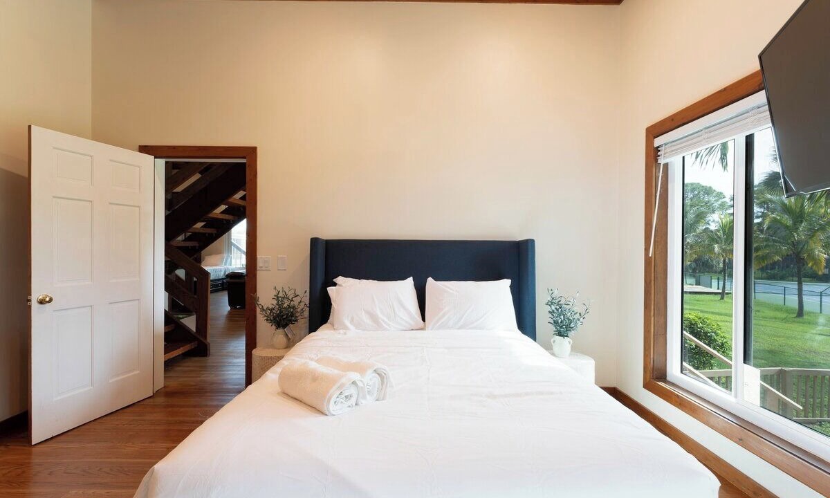 Photo of Bedroom in Jensen Beach