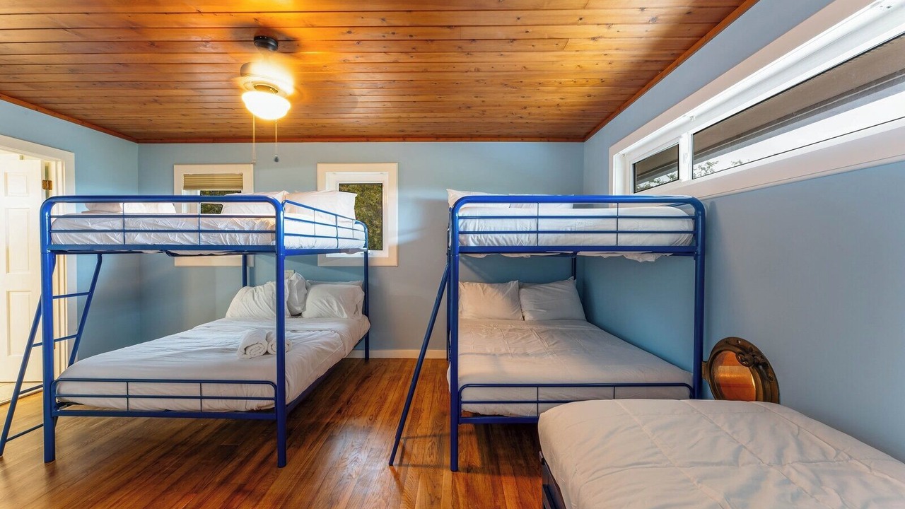 Photo of Bedroom in Jensen Beach