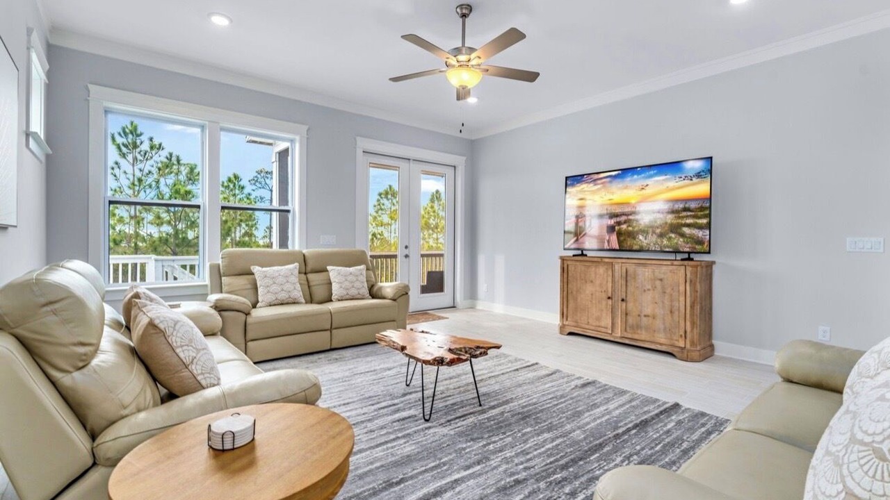 Photo of Livingroom in Port St. Joe