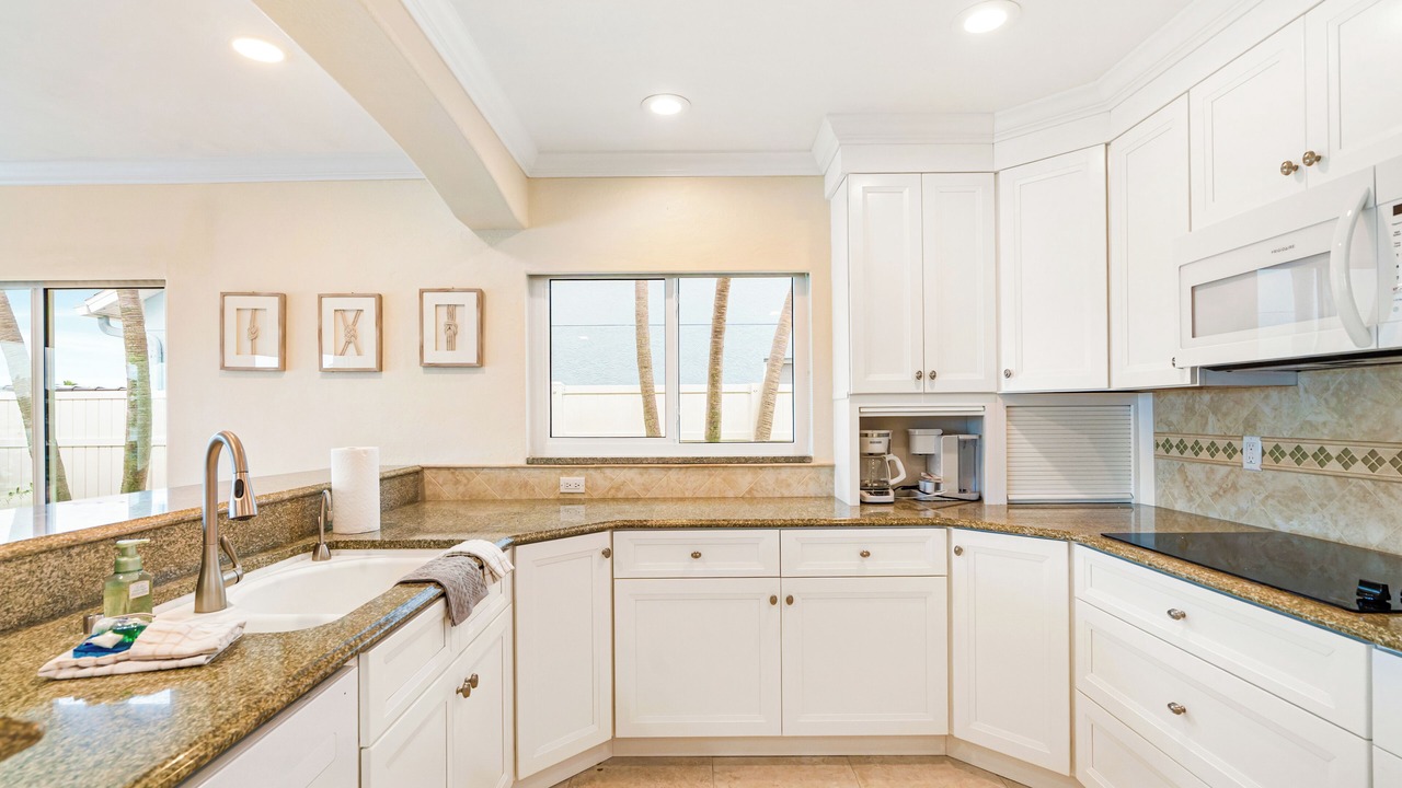 Photo of Kitchen in Redington Beach