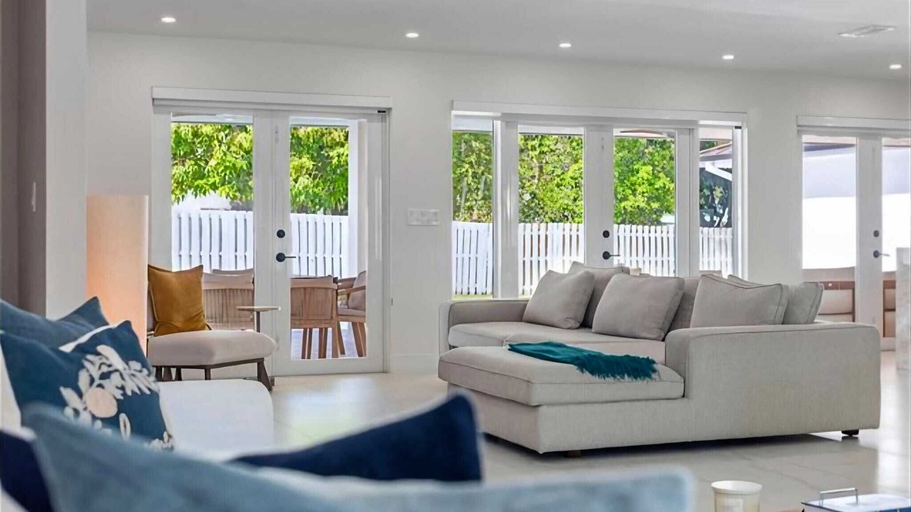 Photo of Livingroom in Palmetto Bay