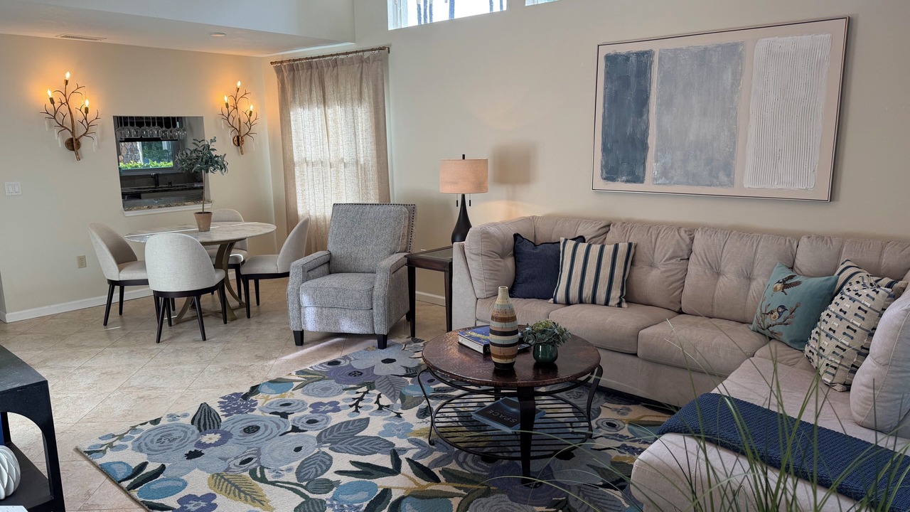 Photo of Livingroom in Bayou Oaks