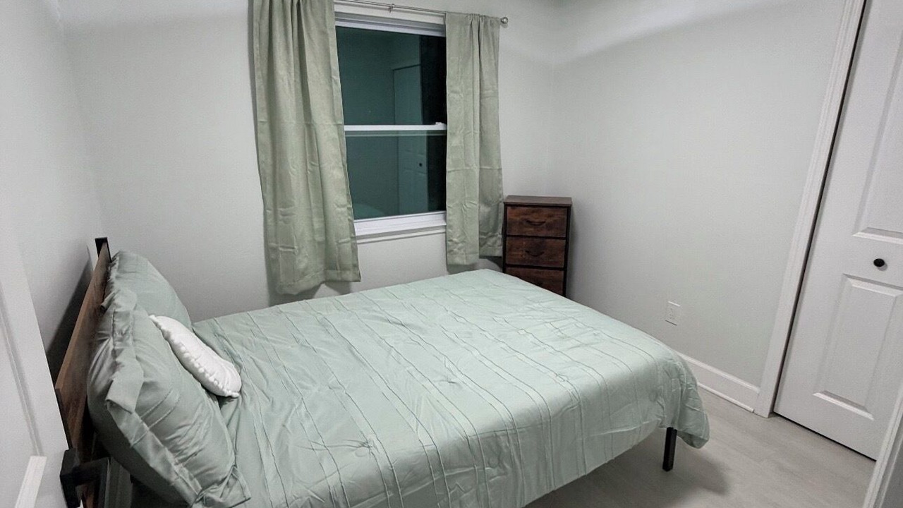 Photo of Bedroom in Richmond Heights