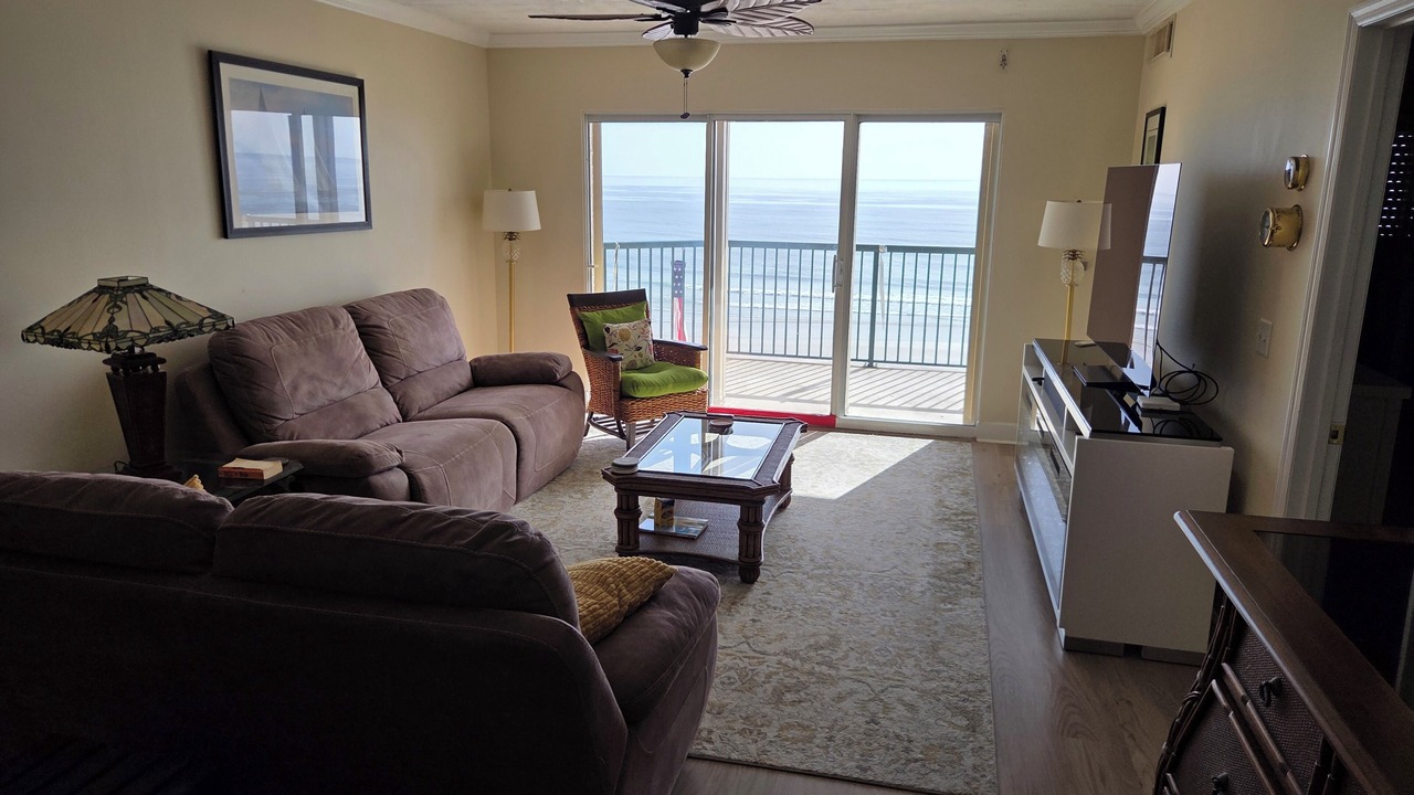 Photo of Livingroom in Ponce Inlet