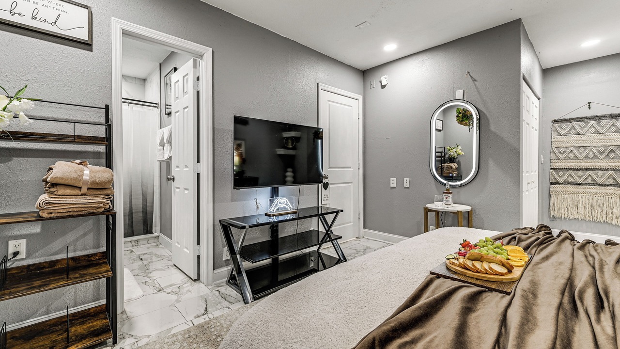 Photo of Bedroom in Orchid Lake Village