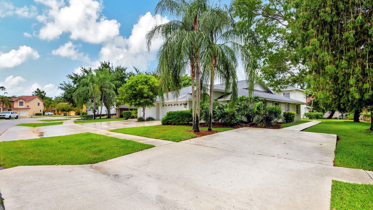 Photo of Outdoor in Greenview Shores