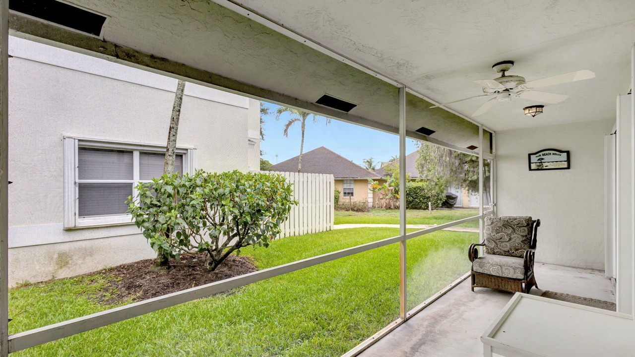 Photo of Patio Balcony in Greenview Shores
