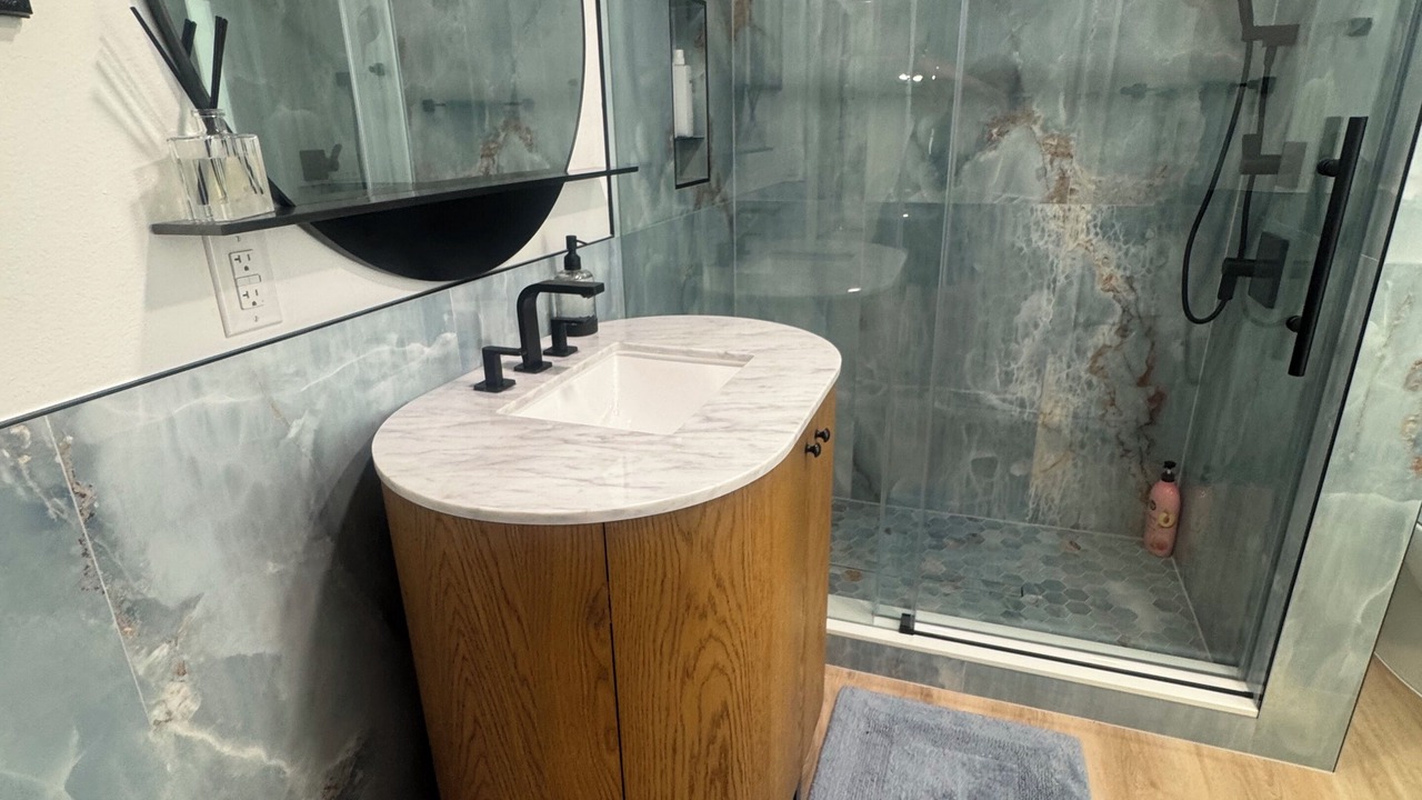 Photo of Bathroom in Candler