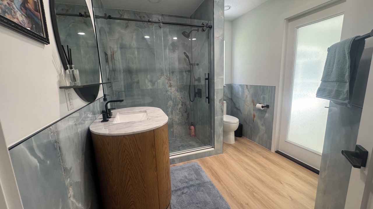 Photo of Bathroom in Candler
