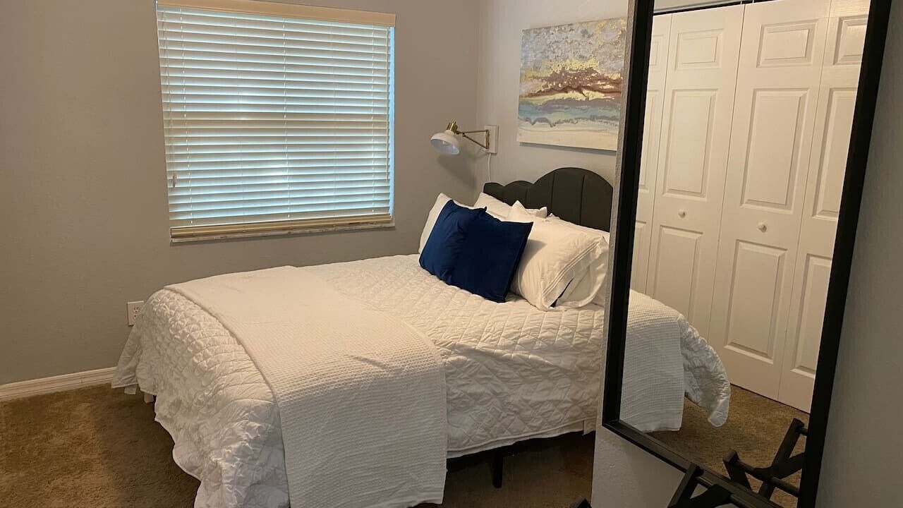 Photo of Bedroom in Riverside Heights